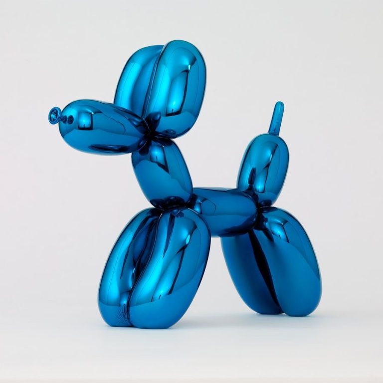 Balloon blue dog